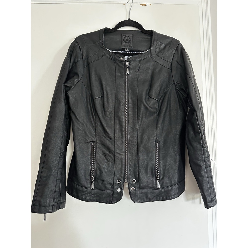Odyn Women's Black Vegan Leather  Moto Jacket. Quilted. Metal Accents. Zipper